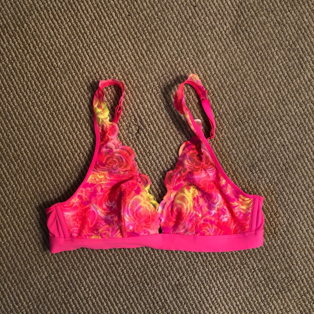 Victoria’s Secret PINK bralette